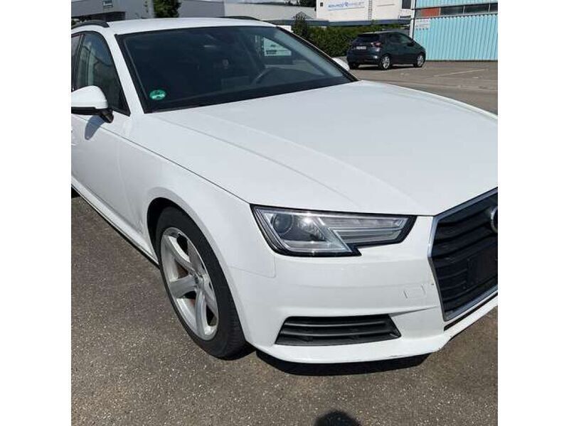 Ibisweiß Gebraucht 2015 Audi A4 Kombi | 9.800 € (Teuer) - Bild 1/4