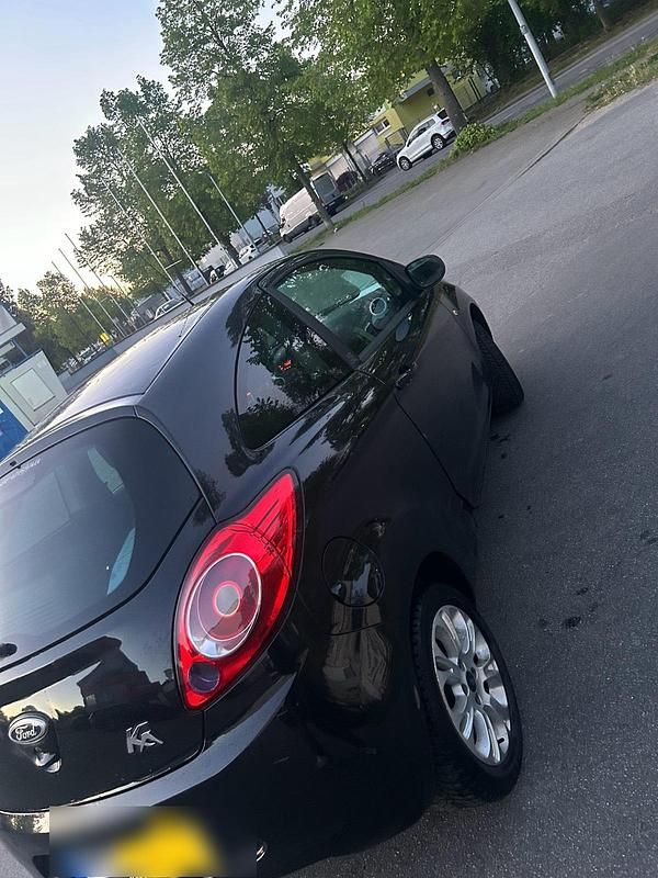 Usata Ford Ka 60 CV (44 kW) 2010 Nero Utilitaria