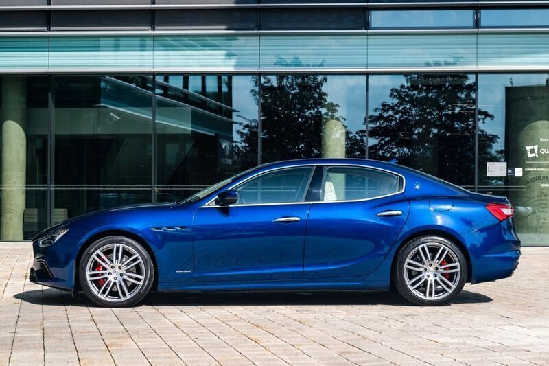 Gebraucht Maserati Ghibli 349 PS (256 kW) 2018 Blau Coupé