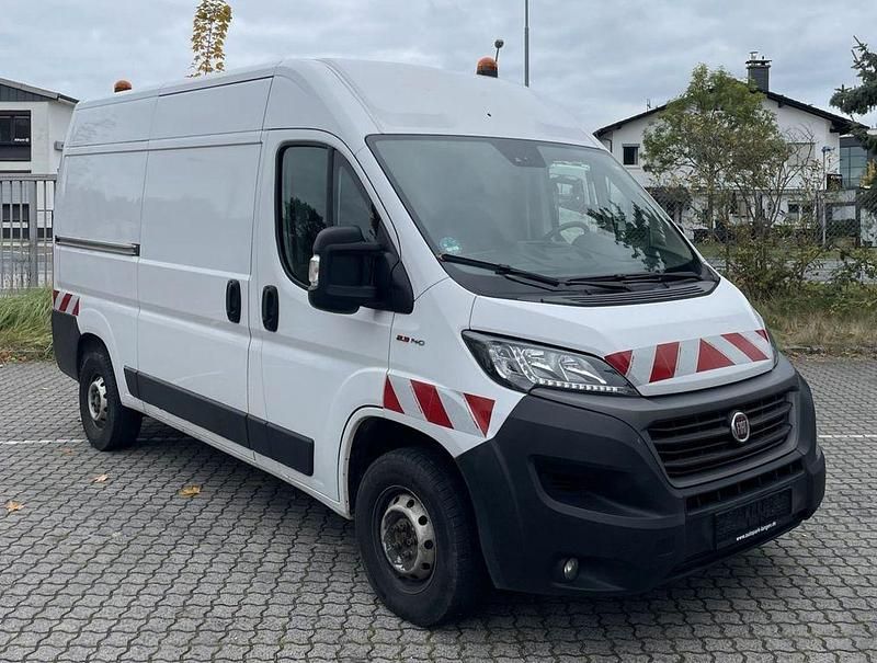 Weiß Gebraucht 2021 Fiat Ducato Van | 20.980 € (Fairer Preis) - Bild 1/4