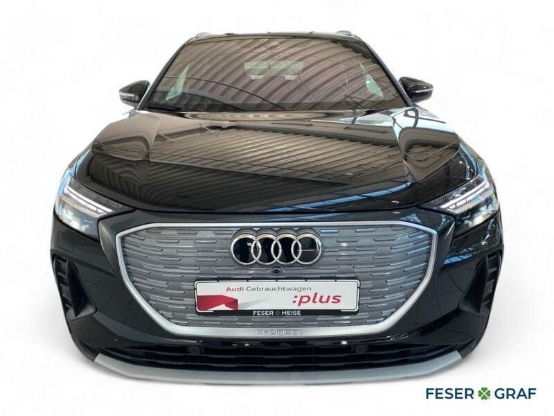 Gebraucht Audi Q4 e-tron Ambiente 125 kW (170 PS) 2021 Mythosschwarz metallic SUV
