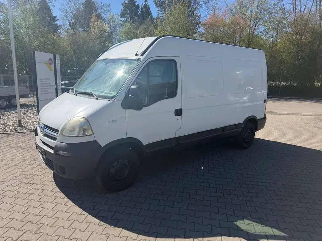 Używany Opel Movano 101 KM (74 kW) 2006 Biały Minivan