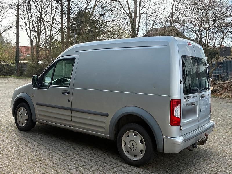 Gebraucht Ford Transit Connect 90 PS (66 kW) 2010 Silber Van / Kleinbus