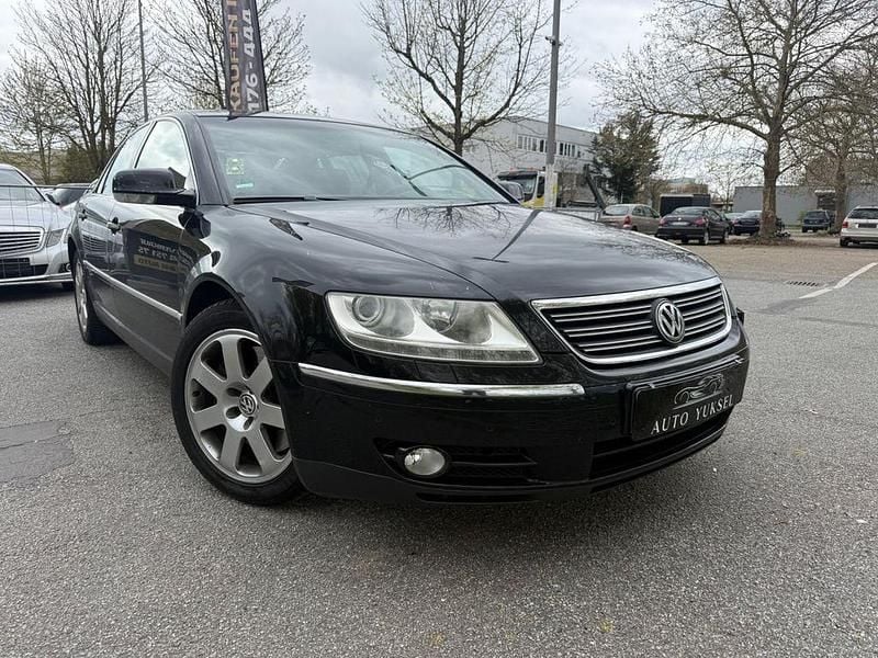 Second-hand VW Phaeton 224 CP (164 kW) 2006 Berlinǎ