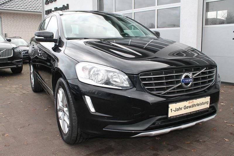 Black stone Gebraucht 2016 Volvo XC60 Summum SUV | 9.999 € (Guter Preis) - Bild 1/4
