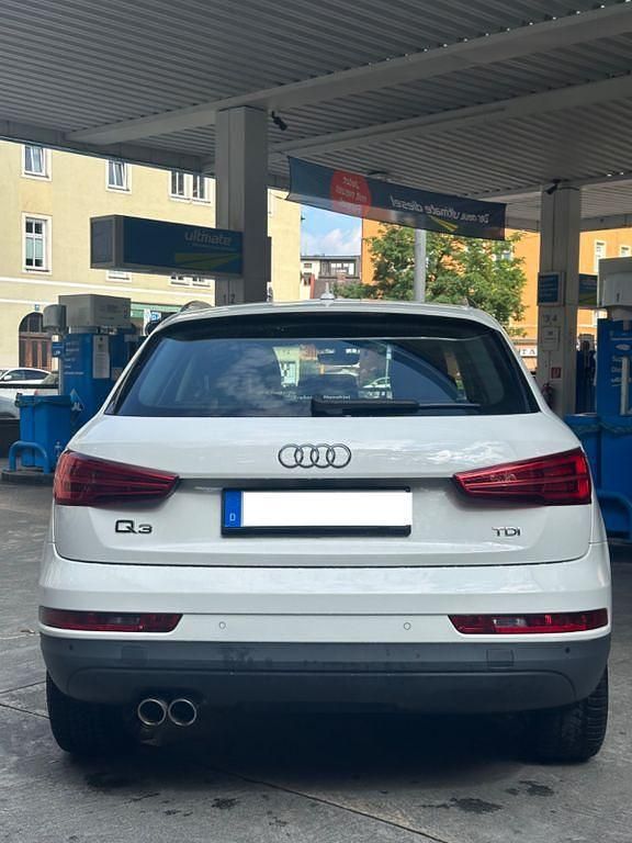 Gebraucht Audi Q3 Premium 150 PS (110 kW) 2017 Weiß SUV