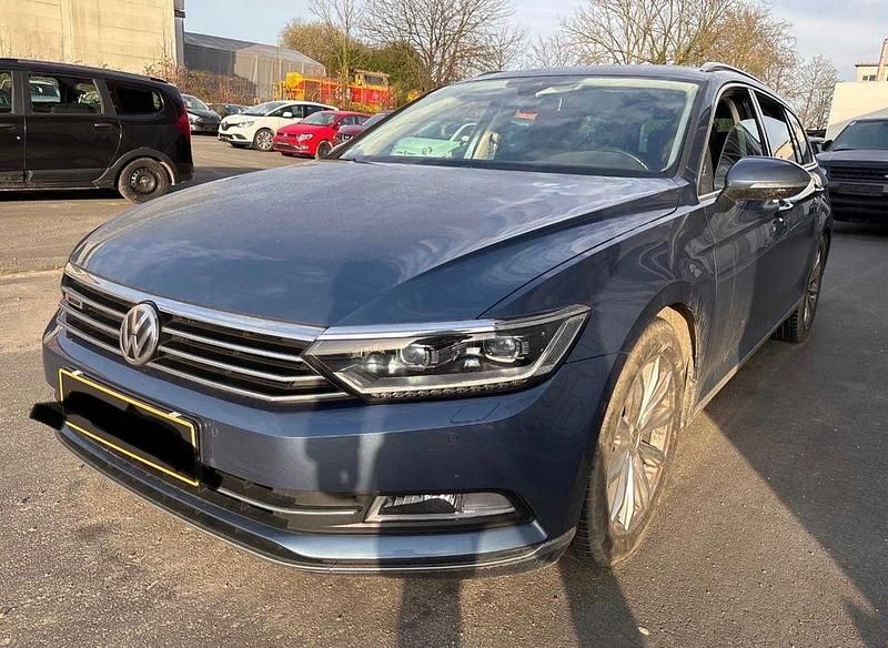 Gebraucht VW Passat Highline 150 PS (110 kW) 2015 Blau Kombi