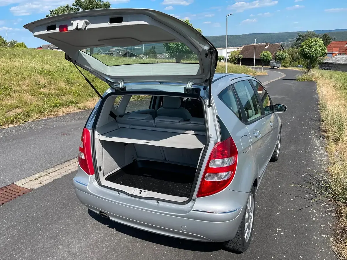 Gebraucht Mercedes A170 Elegance 116 PS (85 kW) 2005 Silber Kleinwagen
