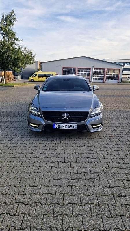 Silber Gebraucht 2012 Mercedes CLS500 Limousine | 29.999 € (Teuer) - Bild 1/4