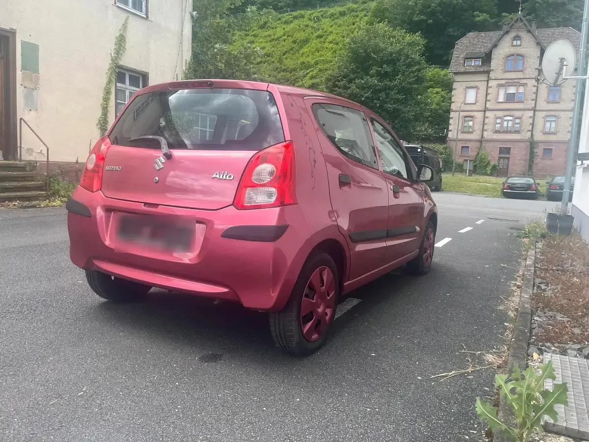 Gebraucht Suzuki Alto 68 PS (50 kW) 2011 Andere farben Kleinwagen