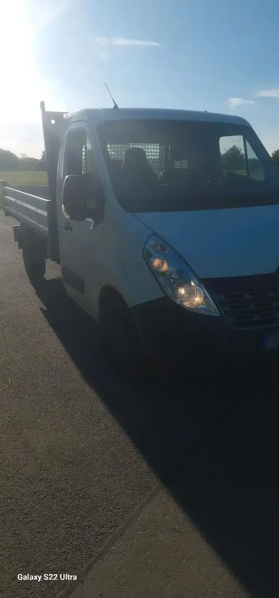 Second-hand Renault Master 170 CP (125 kW) 2018 Alb Van