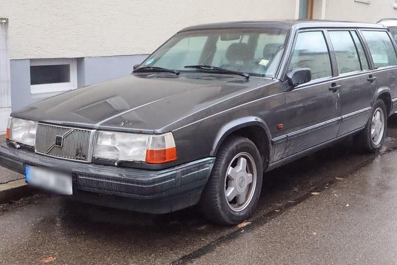 Andere farben Gebraucht 1992 Volvo 940 Kombi | 2.800 € - Bild 1/4