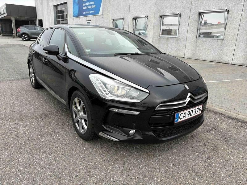 Gebraucht Citroën DS5 Chic 181 PS (133 kW) 2014 Schwarz Kleinwagen