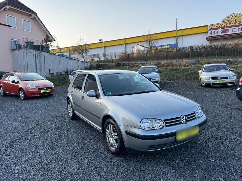 Gebraucht VW Golf IV 110 PS (80 kW) 2002 Grau Limousine