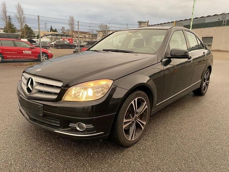 Gebraucht Mercedes C200 184 PS (135 kW) 2009 Schwarz Limousine