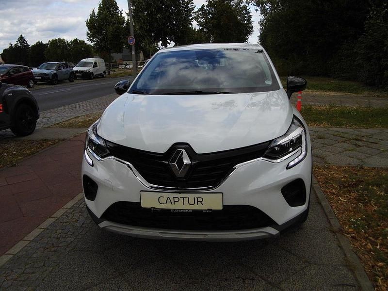 Weiß Gebraucht 2022 Renault Captur Business SUV | 16.910 € (Superpreis) - Bild 1/4