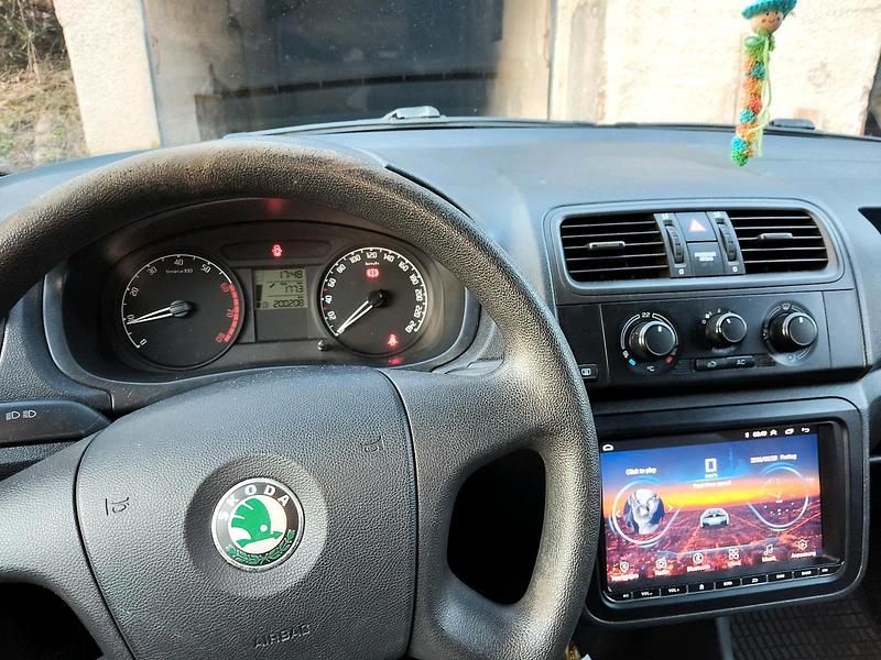 Gebraucht Skoda Fabia 60 PS (44 kW) 2009 Weiß Kleinwagen