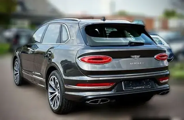 Gebraucht Bentley Bentayga Mulliner 549 PS (403 kW) 2021 Grau metallic SUV