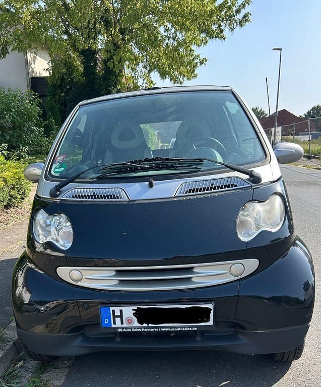 Schwarz Gebraucht 2006 Smart ForTwo Cabrio Passion Cabrio | 2.170 € (Etwas zu teuer) - Bild 1/4