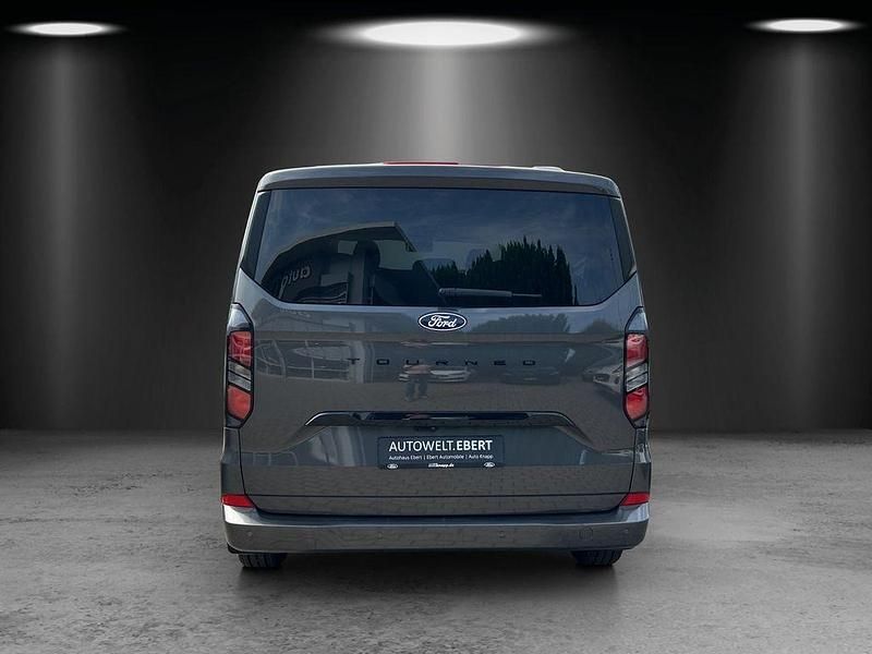 Gebraucht Ford Tourneo Titanium 170 PS (125 kW) 2024 Grau Van / Kleinbus