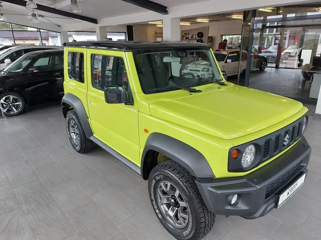 Second-hand Suzuki Jimny Comfort+ 102 CP (75 kW) 2019 Verde SUV