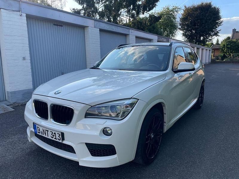 Weiß Gebraucht 2013 BMW X1 M Sport SUV | 11.800 € (Teuer) - Bild 1/4