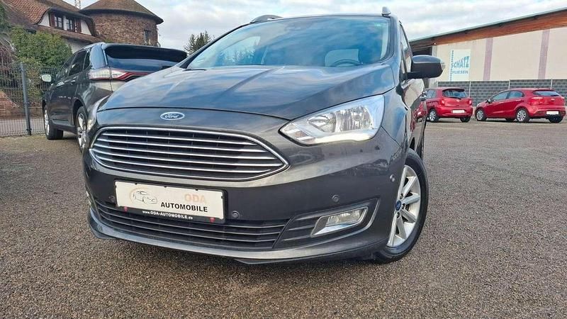 Gebraucht Ford Grand C-Max Titanium 125 PS (91 kW) 2018 Grau Van / Kleinbus