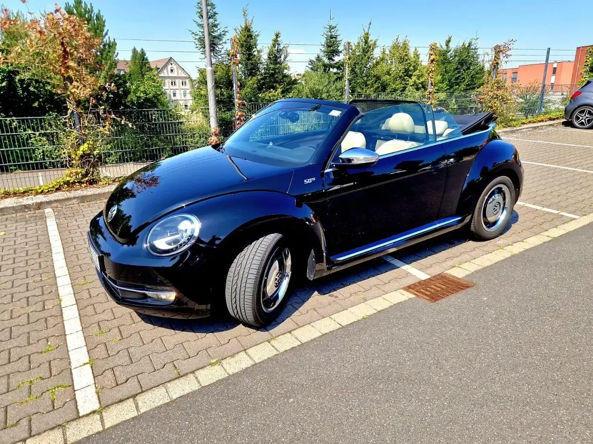 Gebraucht VW Beetle S 105 PS (77 kW) 2013 Schwarz Kleinwagen