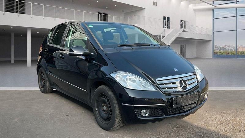 Gebraucht Mercedes A150 95 PS (69 kW) 2008 Kosmosschwarz Kleinwagen