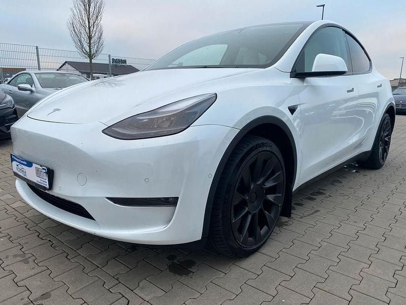 Weiß Gebraucht 2021 Tesla Model Y SUV | 30.800 € (Fairer Preis) - Bild 1/4
