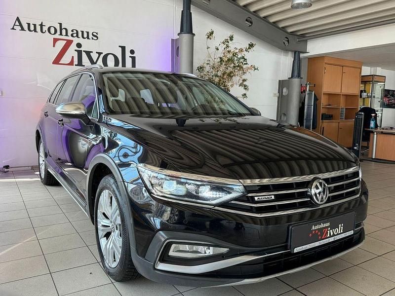 Gebraucht VW Passat Alltrack 239 PS (175 kW) 2020 Schwarz Kombi