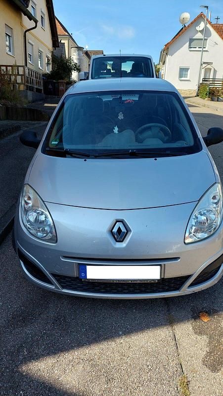Grau Gebraucht 2009 Renault Twingo Kleinwagen | 2.499 € - Bild 1/4