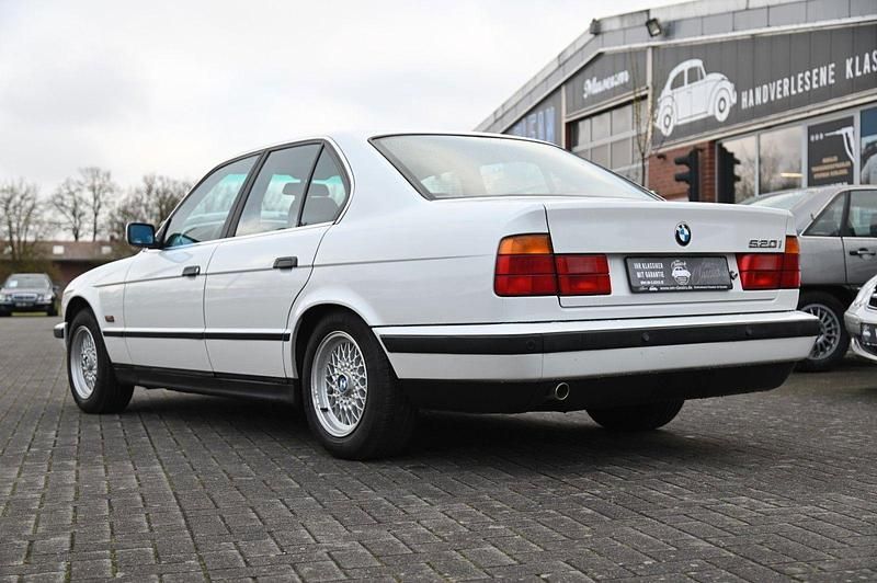 Gebraucht BMW 520 150 PS (110 kW) 1994 Weiß Kombi