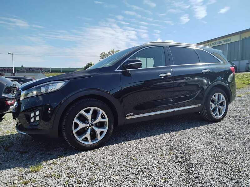 Schwarz Gebraucht 2017 Kia Sorento SUV | 20.900 € (Guter Preis) - Bild 1/4