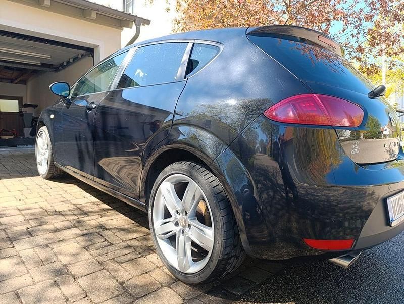 Usata Seat Leon FR 170 CV (125 kW) 2012 Nero Berlina