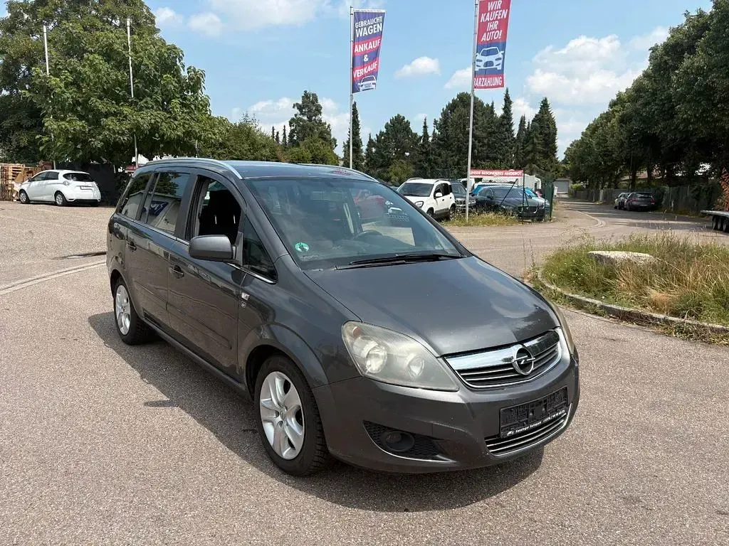 Gebraucht Opel Zafira Edition 125 PS (91 kW) 2011 Grau Van / Kleinbus