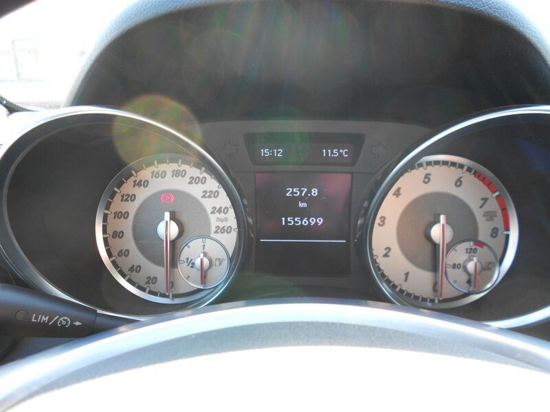 Gebraucht Mercedes SLK200 184 PS (135 kW) 2011 Schwarz Cabrio