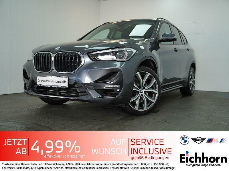 Grau Gebraucht 2020 BMW X1 Sport Line SUV | 31.450 € - Bild 1/4