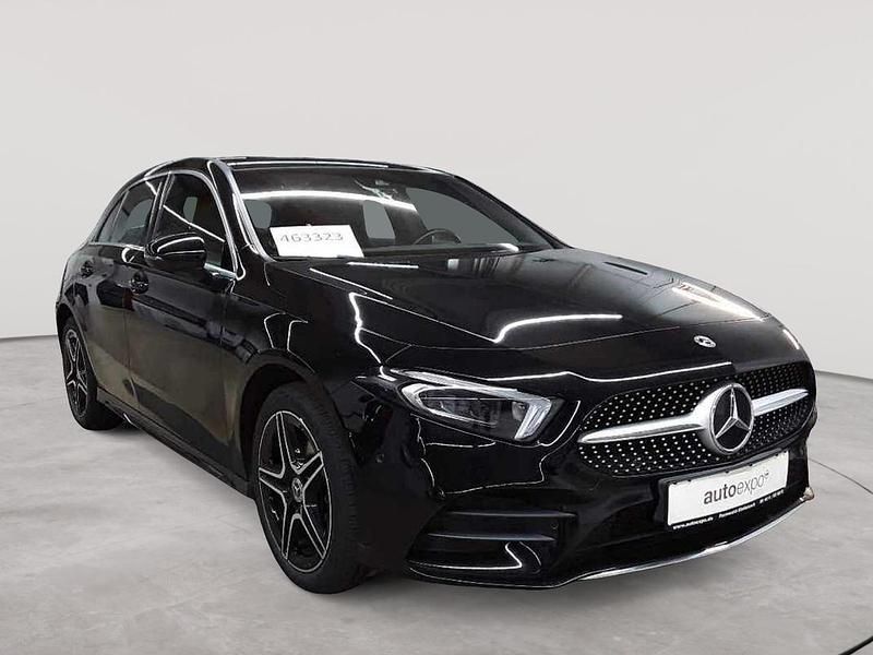 Nachtschwarz Gebraucht 2021 Mercedes E250 AMG line Kombi | 22.990 € (Fairer Preis) - Bild 1/4