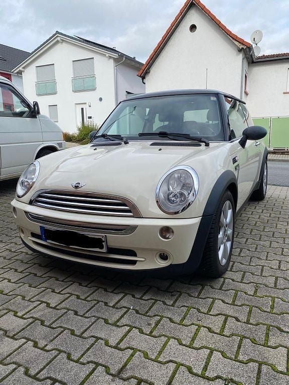 Weiß Gebraucht 2006 Mini Cooper Kleinwagen | 1.500 € - Bild 1/4