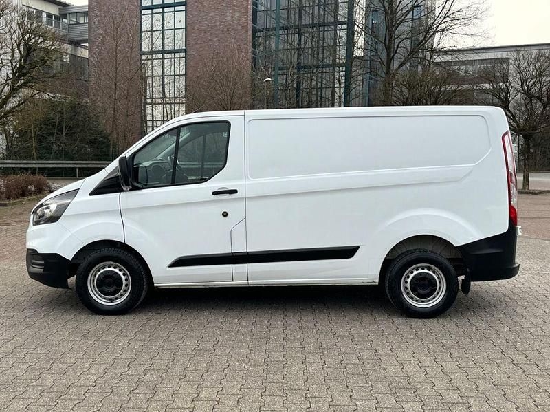 Second-hand Ford Transit Custom 107 CP (78 kW) 2021 Alb Berlinǎ