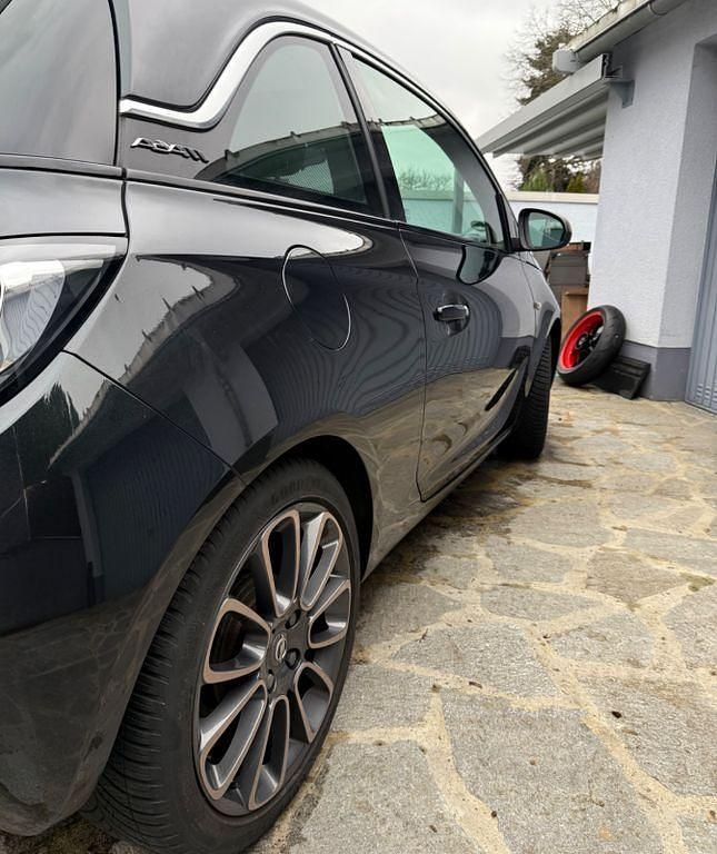 Gebraucht Opel Adam Glam 87 PS (63 kW) 2013 Schwarz Kleinwagen