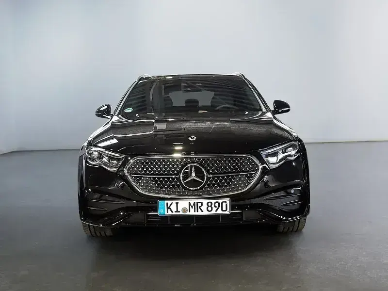 Gebraucht Mercedes E450 Premium 367 PS (269 kW) 2026 Schwarz Kombi