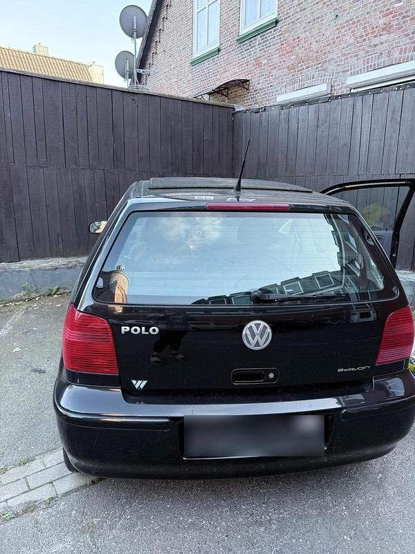 Usata VW Polo 50 CV (36 kW) 2000 Nero Berlina