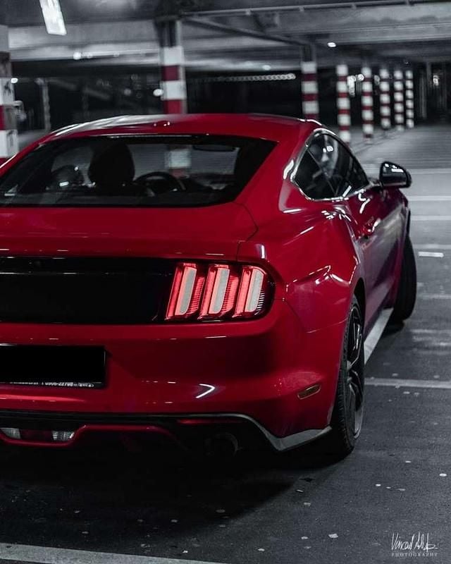 Gebraucht Ford Mustang Fastback 317 PS (233 kW) 2018 Rot Coupé