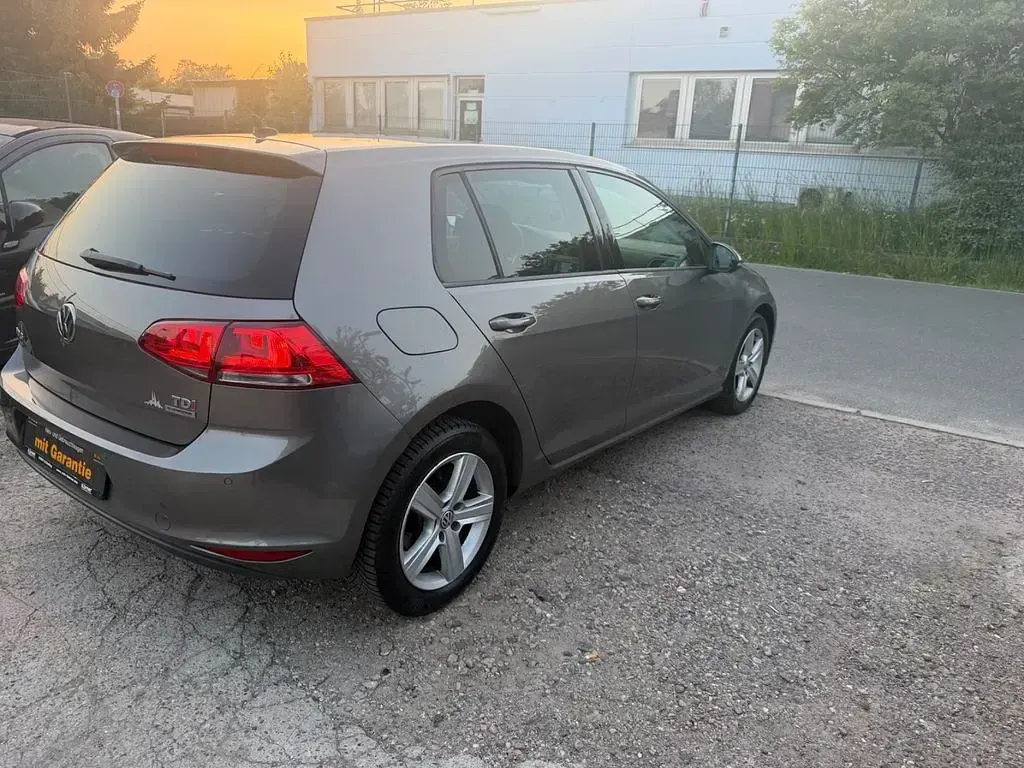 Second-hand VW Golf VII Comfortline 105 CP (77 kW) 2013 Gri Berlinǎ