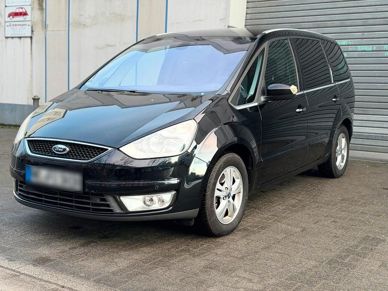 Second-hand Ford Galaxy 177 CP (130 kW) 2009 Negru Monovolum