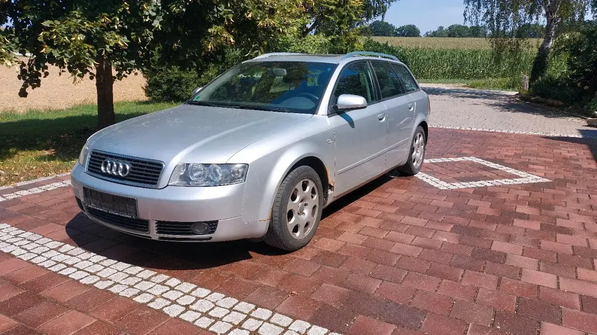 Gebraucht Audi A4 130 PS (95 kW) 2004 Silber Kombi