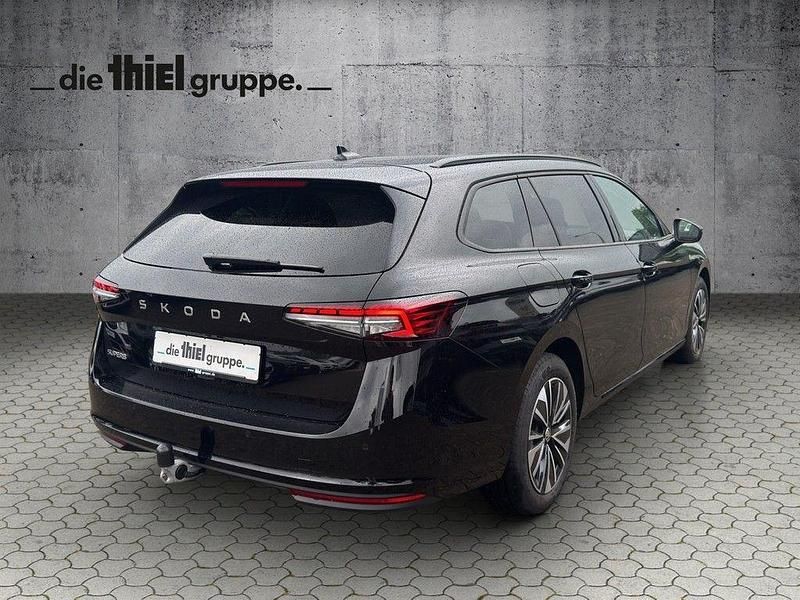 Gebraucht Skoda Superb Selection 150 PS (110 kW) 2025 Schwarz Kombi