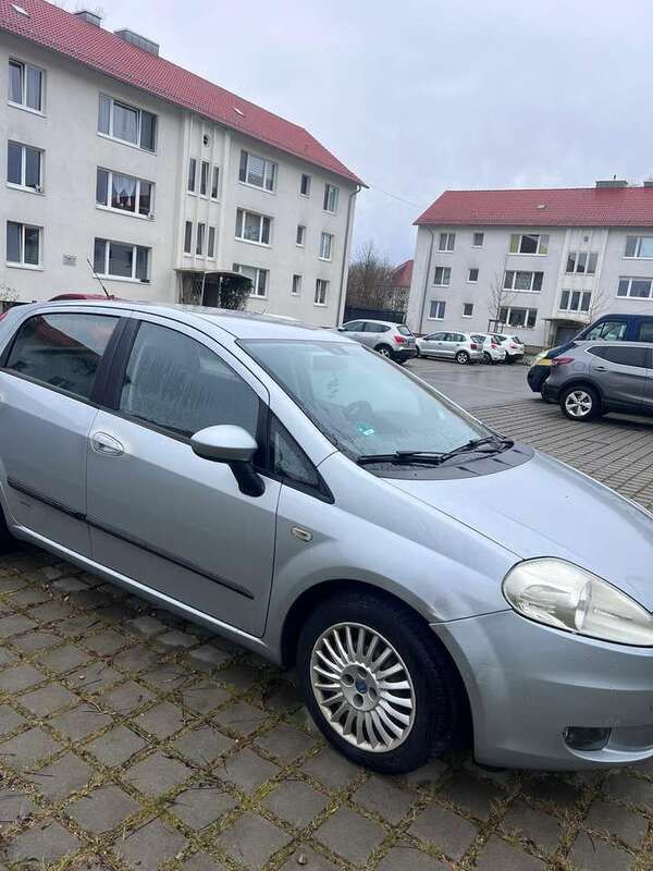 Grau Gebraucht 2007 Fiat Grande Punto Dynamic Kleinwagen | 2.500 € (Fairer Preis) - Bild 1/4